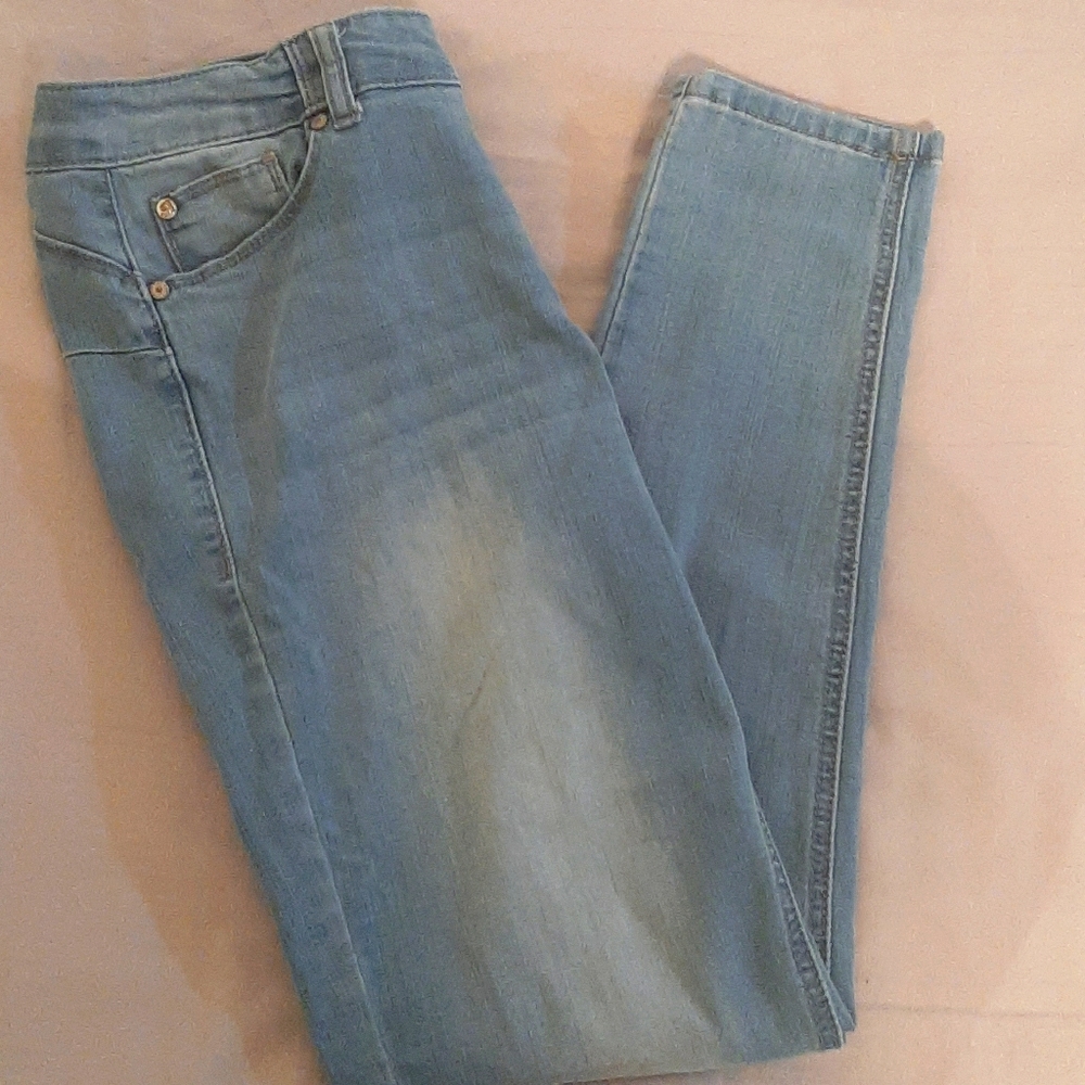 Jean's